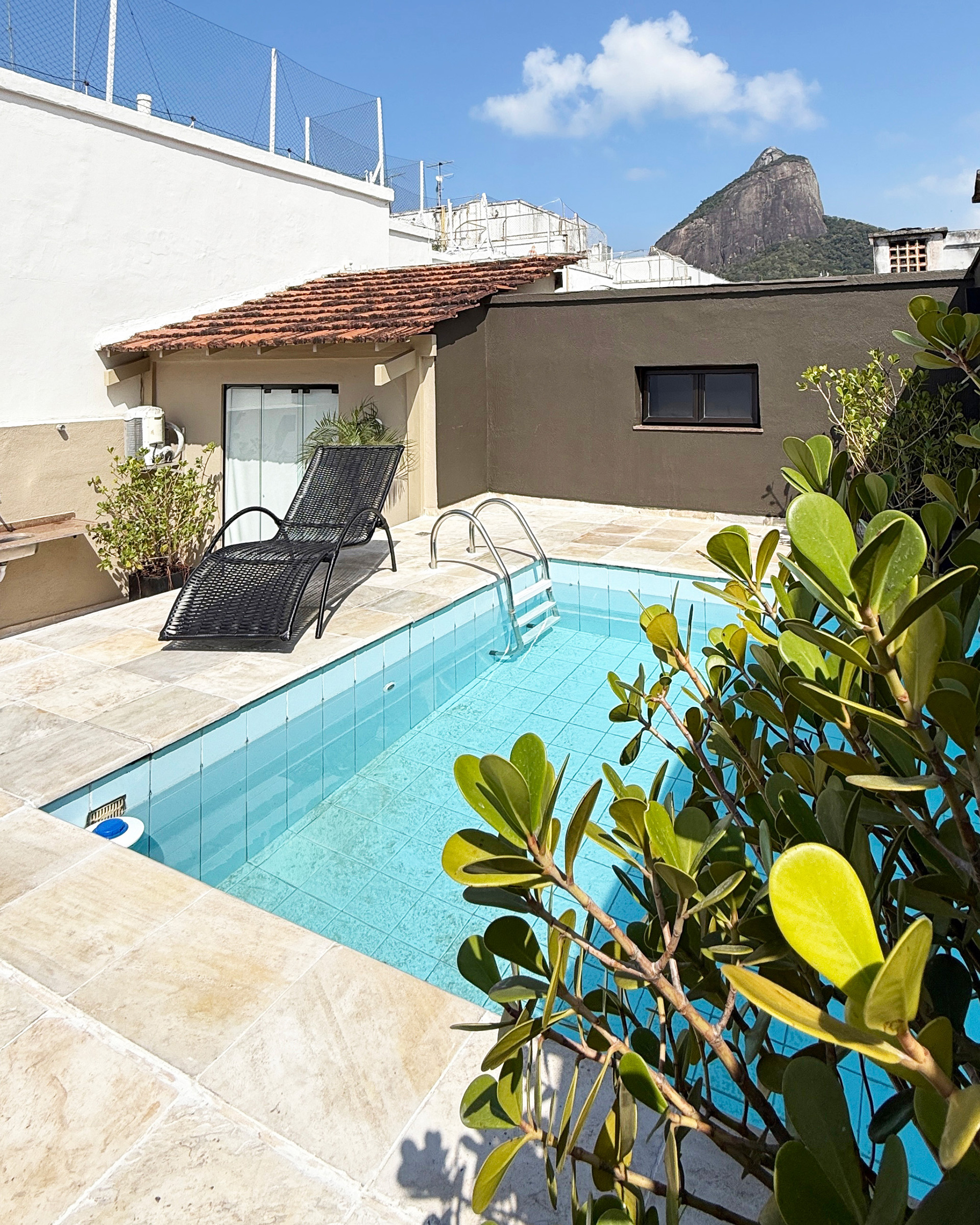 Piscina privativa na cobertura